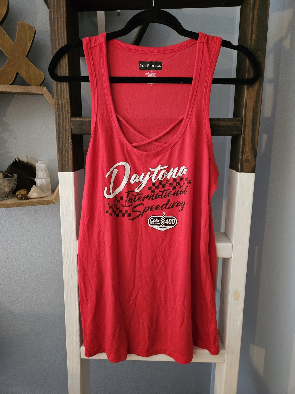 5th & Ocean Bright Red Daytona Speedway Graphic Tank Size Large